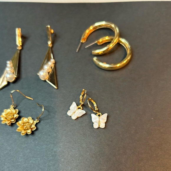 Earring Bundle - Picture 2 of 5